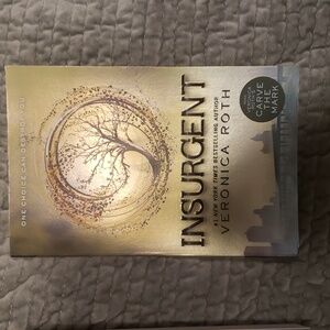 Insurgent, Veronica roth